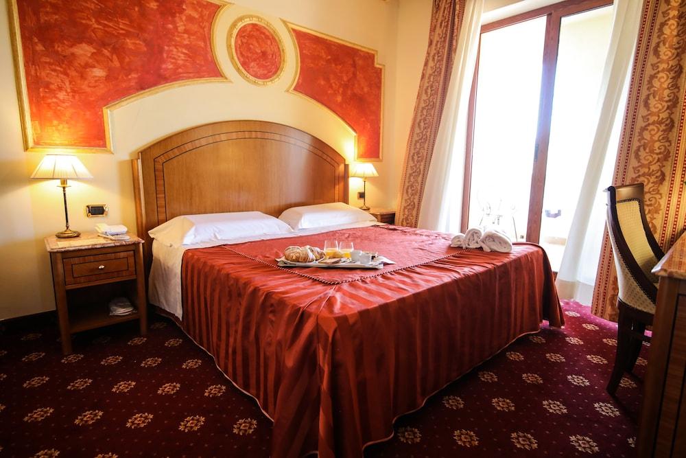 Parco Dei Principi Hotel Roccella Ionica Exterior foto