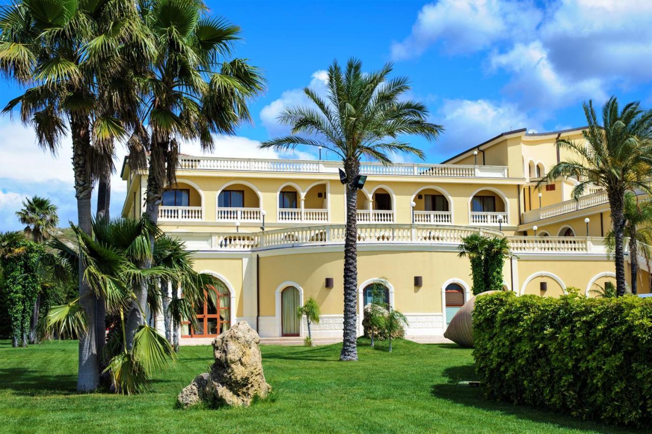 Parco Dei Principi Hotel Roccella Ionica Exterior foto